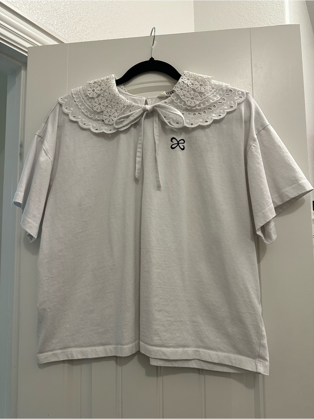 Anthropologie White Short-Sleeve Tee with Lace Peter Pan Collar